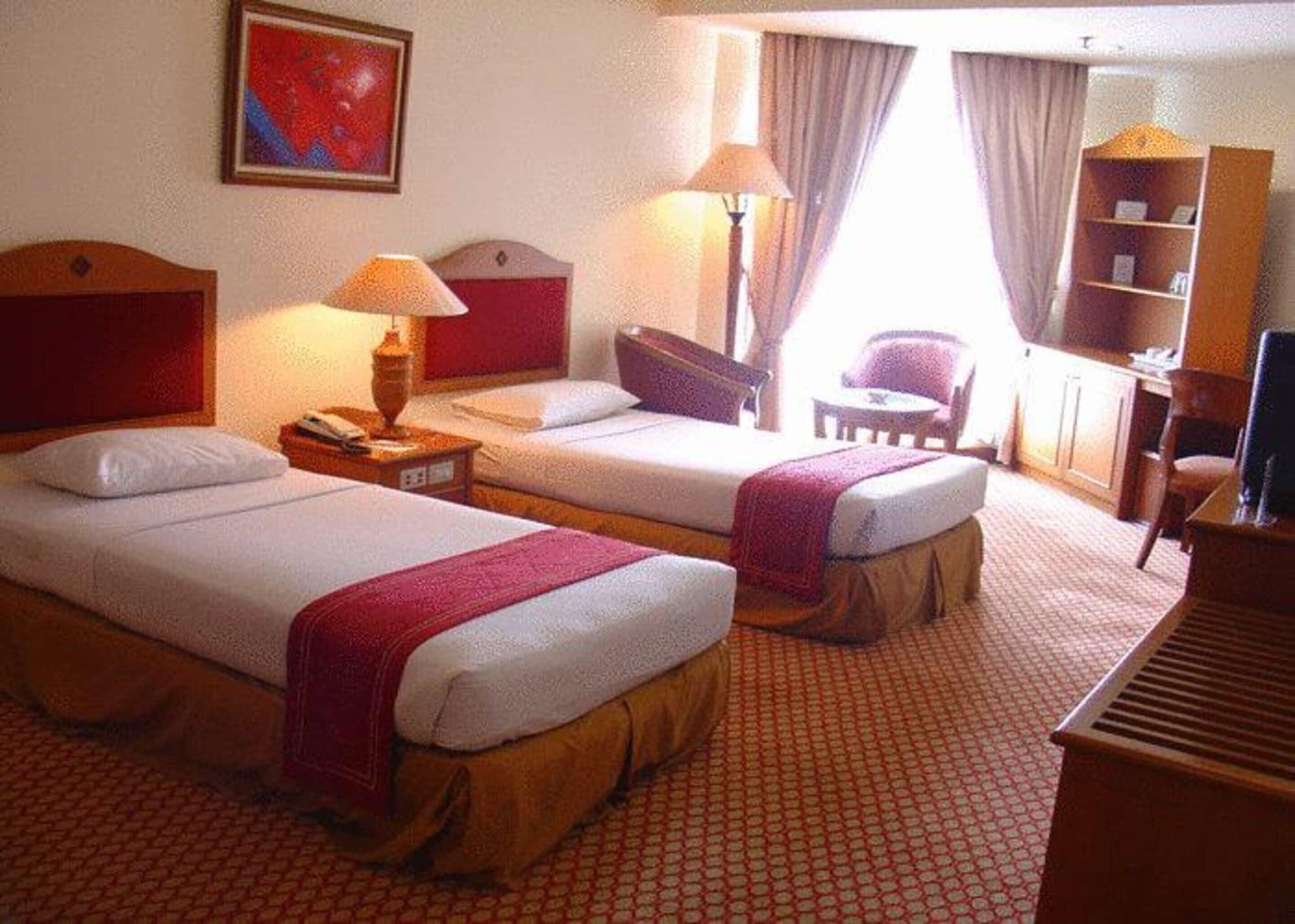 Hotel Bidakara Jakarta Buitenkant foto