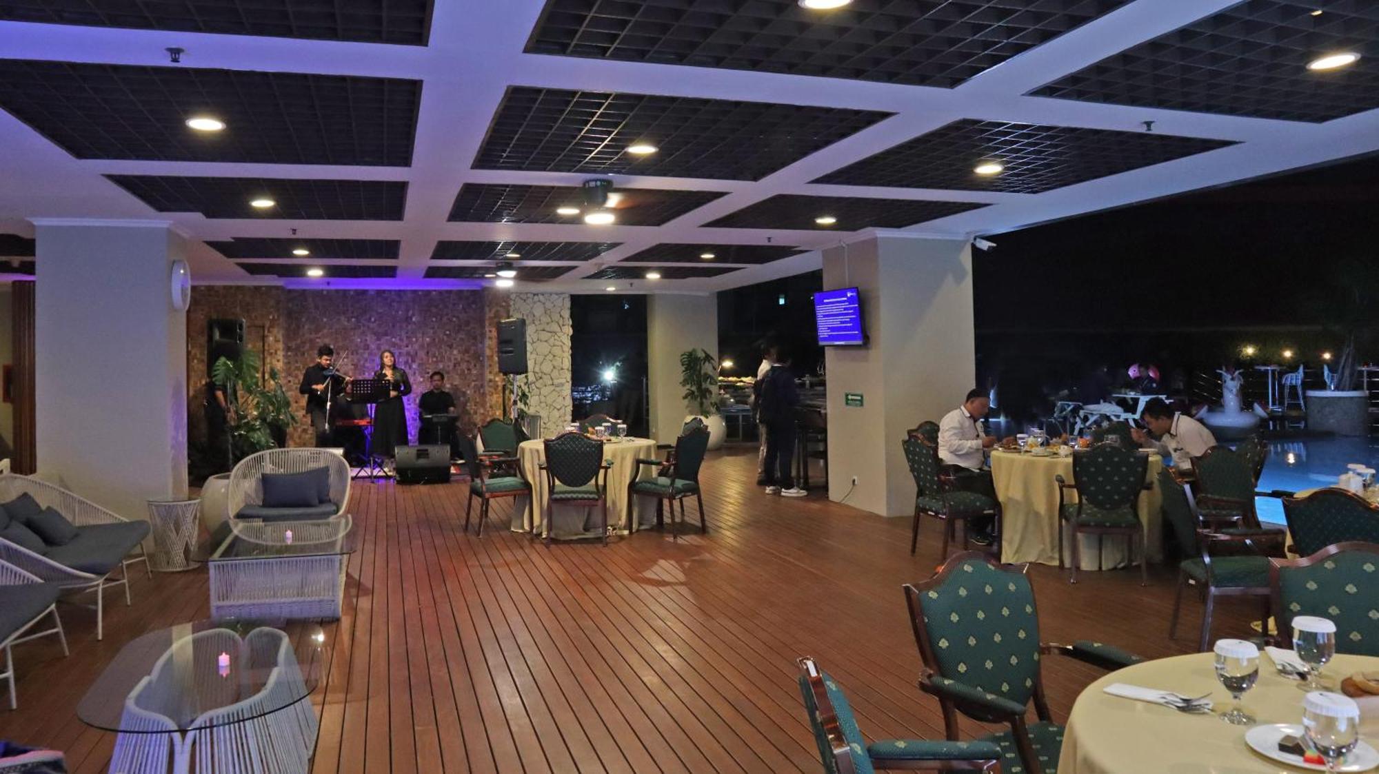 Hotel Bidakara Jakarta Buitenkant foto